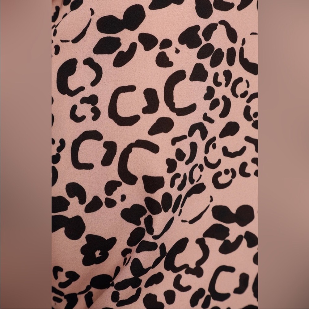 Lulu’s Edie Blush Pink Cheetah Print Button Up Blouse - Picture 5 of 6